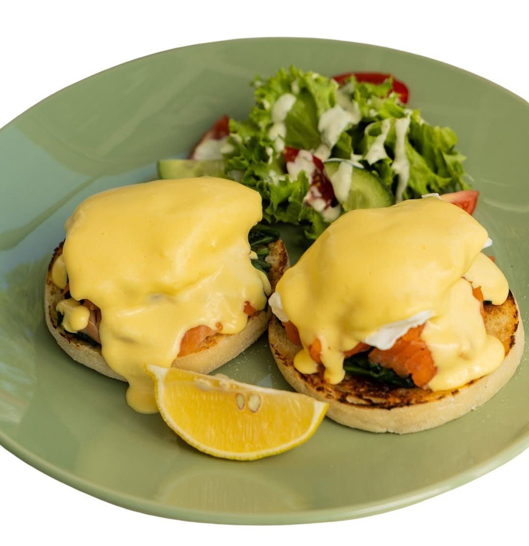 Sous-vide salmon with poached egg and hollandaise
